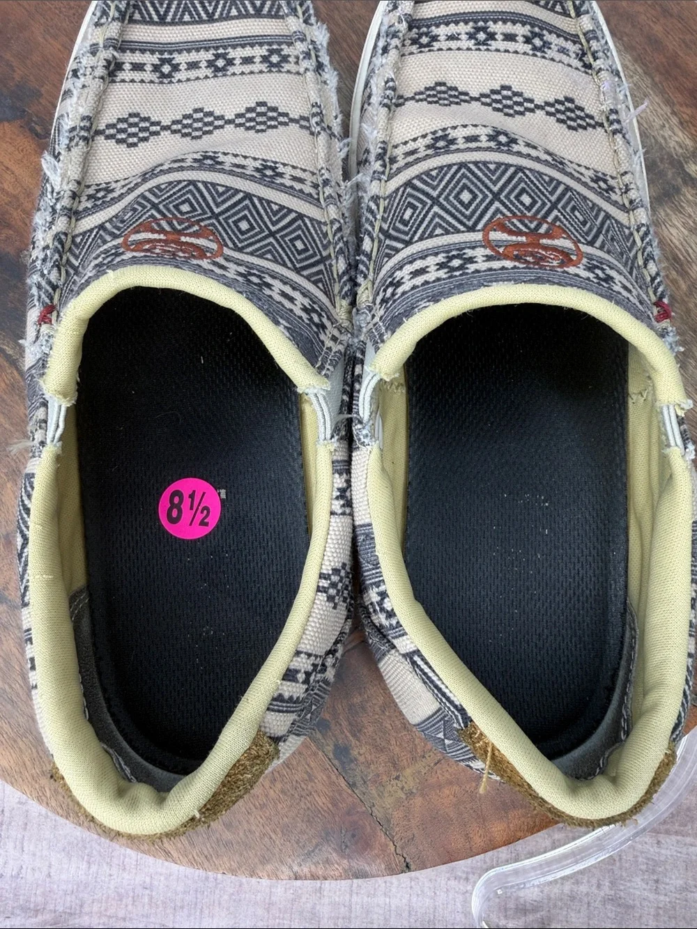 HOOEY BY TWISTED X WOMEN'S SOUTHWESTERN PRINT CASUAL SLIP-ON LOPERS - Size: 8.5